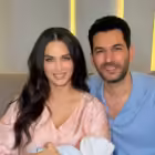 Murat Yildirim, protagonista de El secreto, junto a su esposa y su bebé